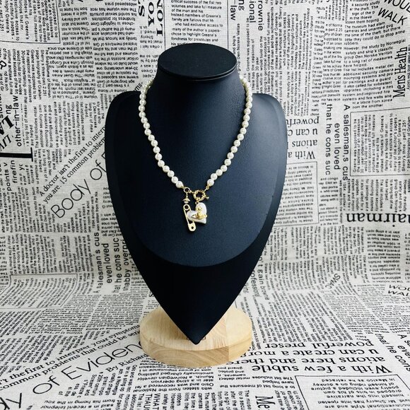 Vivienne Westwood Jewelry - Vivienne Westwood Pear with hearts necklaces
